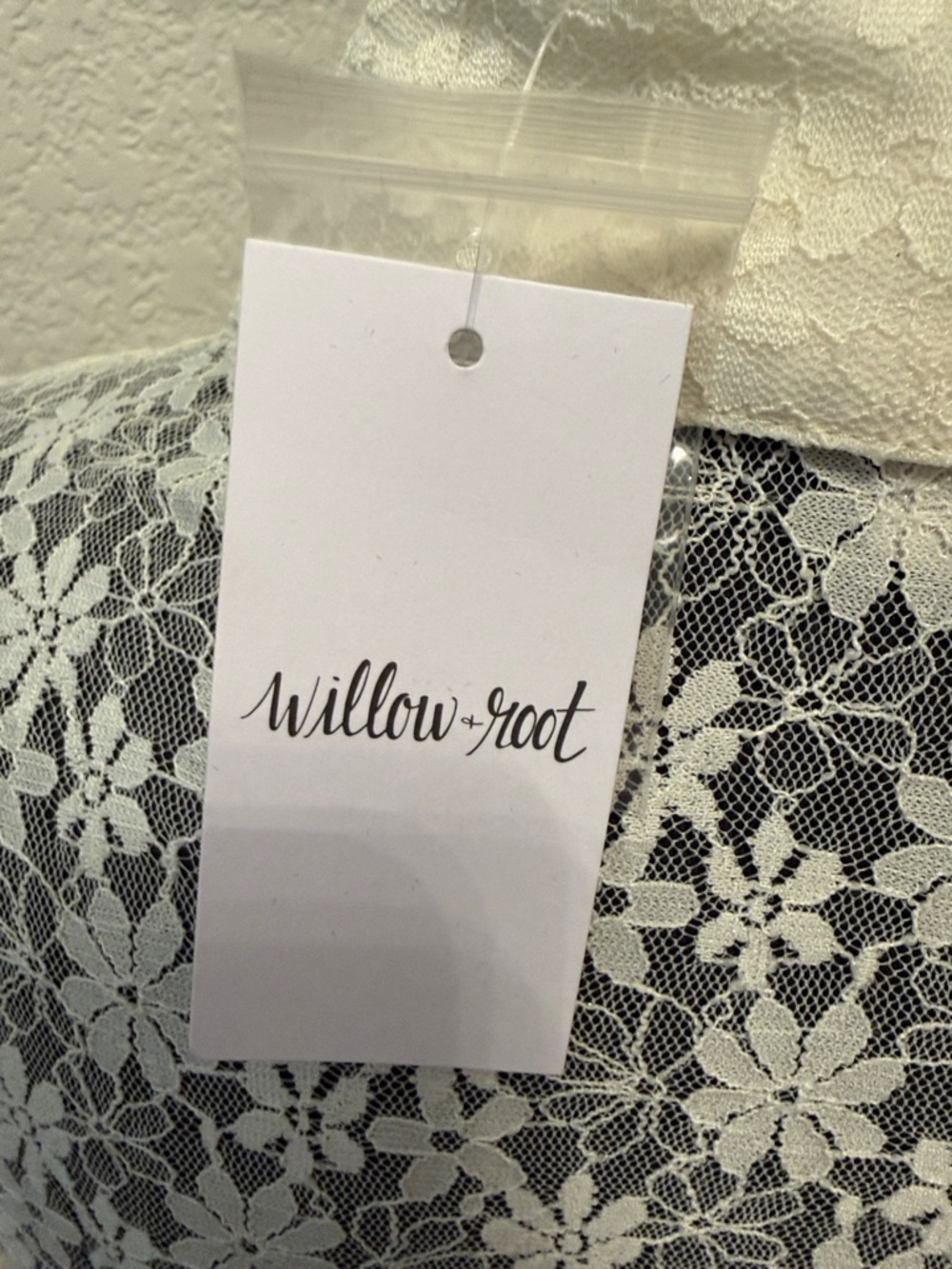 Willow & root Women's Ivory Lace Button-Front Blouse - L - Picture 5 of 9